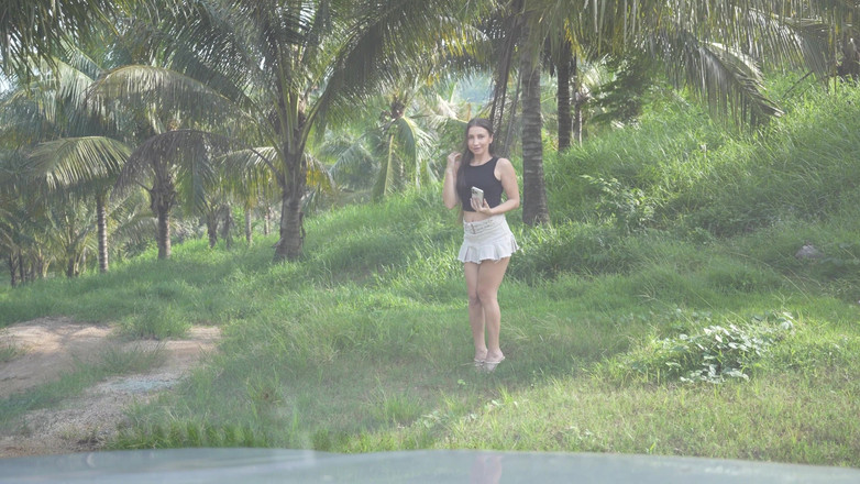 Kriss Kiss: Blowjob Dalam Di Dalam Mobil Saat Tidak Ada Yang Menonton!...