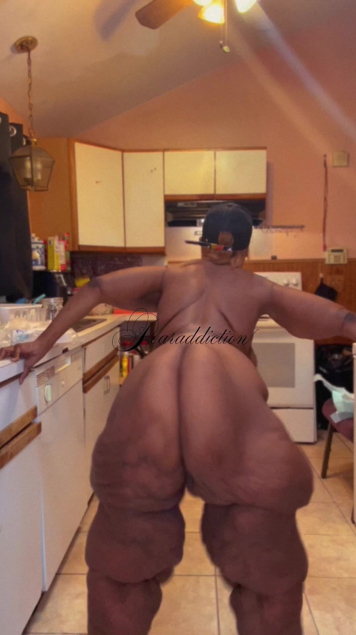 Pearaddiction: Longose Booty