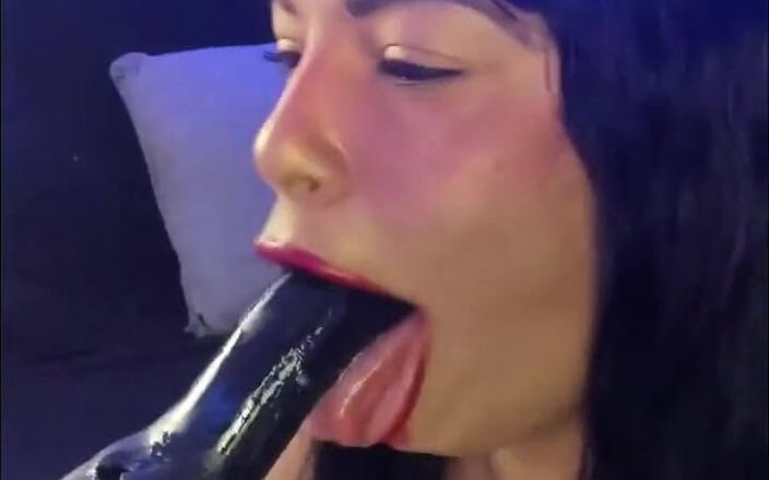 Anabel 693: I Suck Your Cock, Daddy