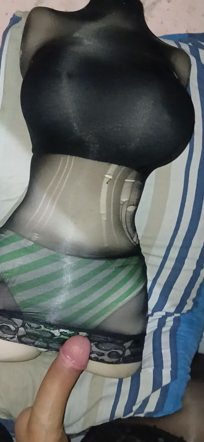 I fuck sex dolls: Seks z Toyem