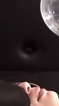 Insaciável milf em pura meia-calça leva brinquedo grosso profundo