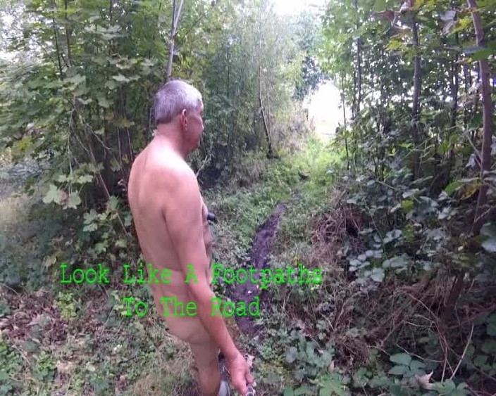 Andy: Nackt am Road &amp; Woods