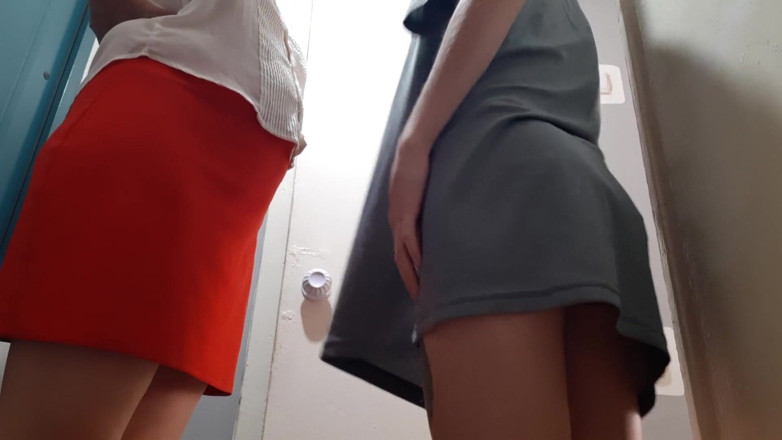 Lesbian-candys: Ik verleidde mijn stiefmoeder om ons tegelijkertijd af te trekken