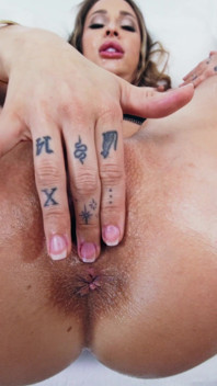 Melissa Stratton POV
