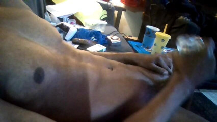 Beefstik: Jacking off and Getting That Load Out