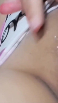 내가 자위하고 자신을 만지는 걸 좋아해?