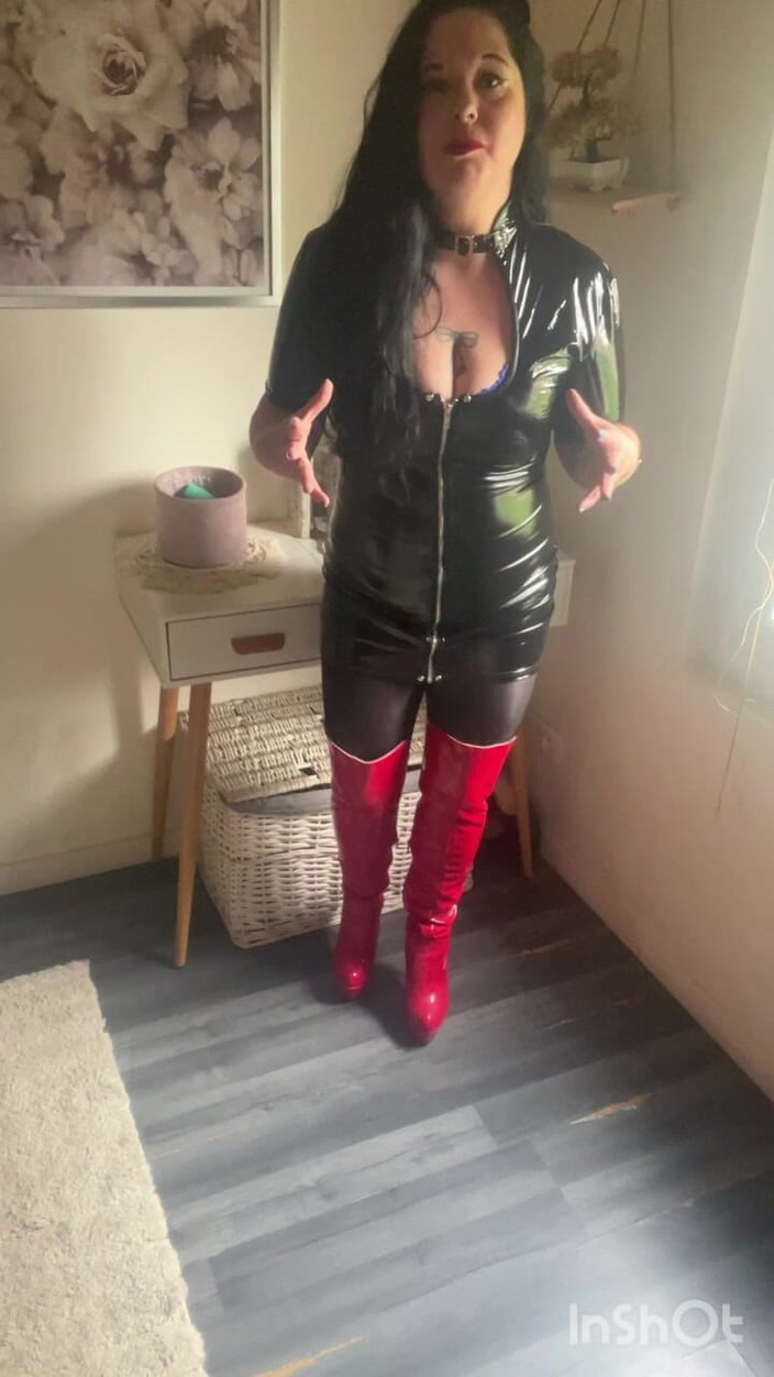 Maitresse Clara: Beze mnie jesteś bezużyteczny