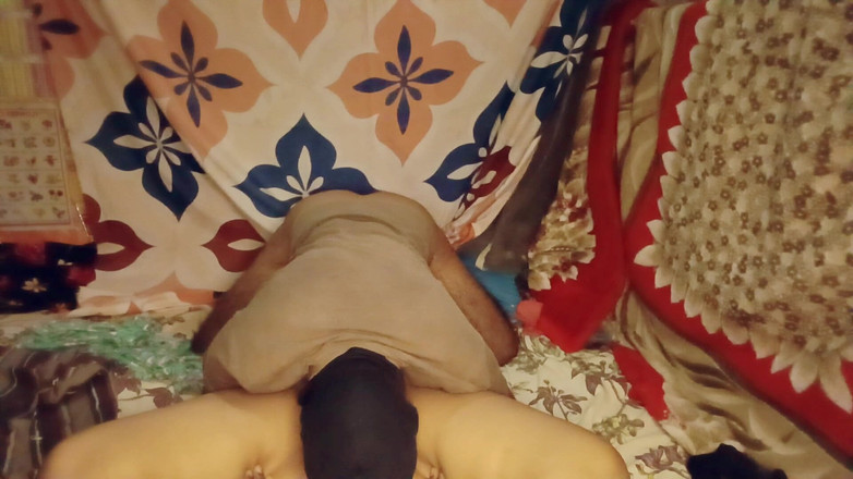 Poojakabir: Indische dorpstante, gelukkige verjaardag deel 1