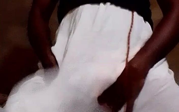 Jaanu294: Beyaz etek mavi panta panta kırmızı