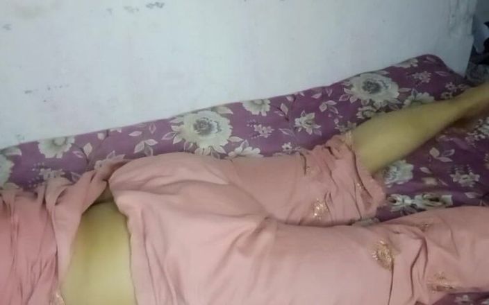 RIMSHA: Indian Girl Big Ass Fucking and Jerking Neighbour