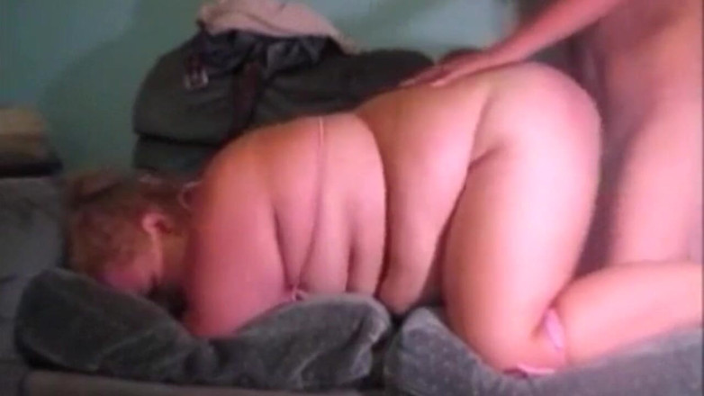 Fat House Wife: Sexy wife swallow dick whole before taking it raw bareback &amp;...