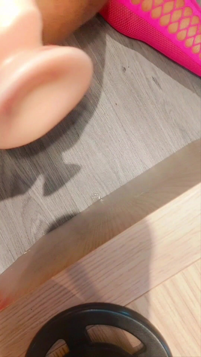 Milah CrossxxX: Perempuan simpanan saya mahu saya bermain dengan palam baru saya...