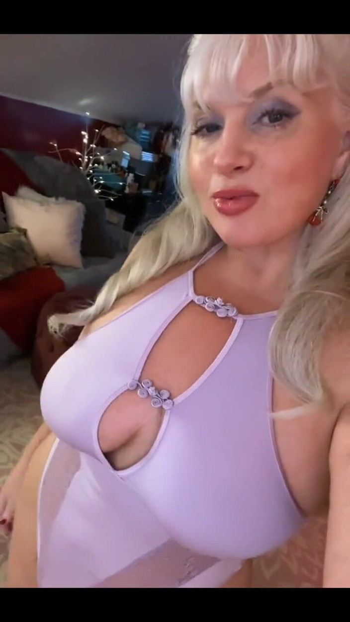 PaintedRose Taboo Femdom Fetish MILF: Bts Filmday Finale of the Dommy Series.