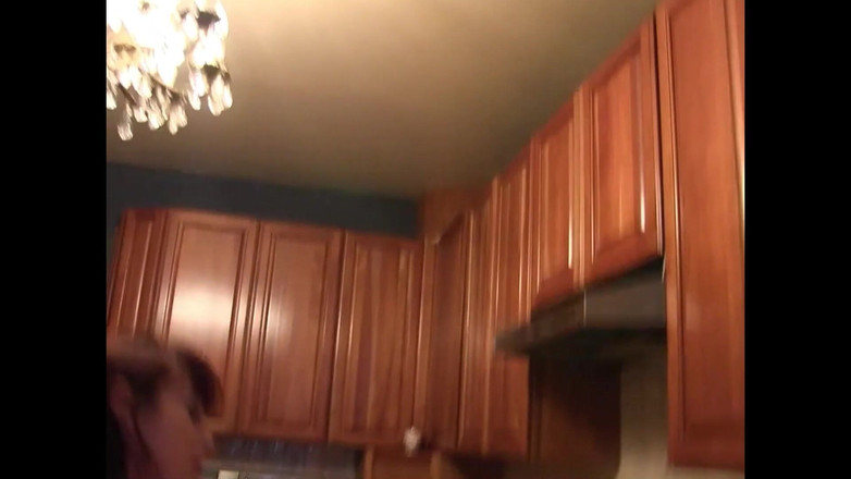 Wet Moments: Lesbian berasa banyak keseronokan dengan