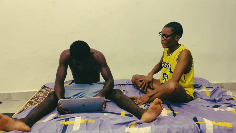 NaijaTeens: Akhirnya Ngentot Tetanggaku Yang Seksi