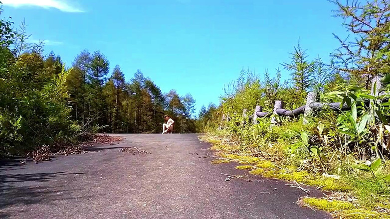 Pai-chan: Nackte Pai-chan im Spring Park