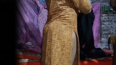 Deshi women: Poprvé šukám svou bývalou přítelkyni zezadu v hindských horkých párech