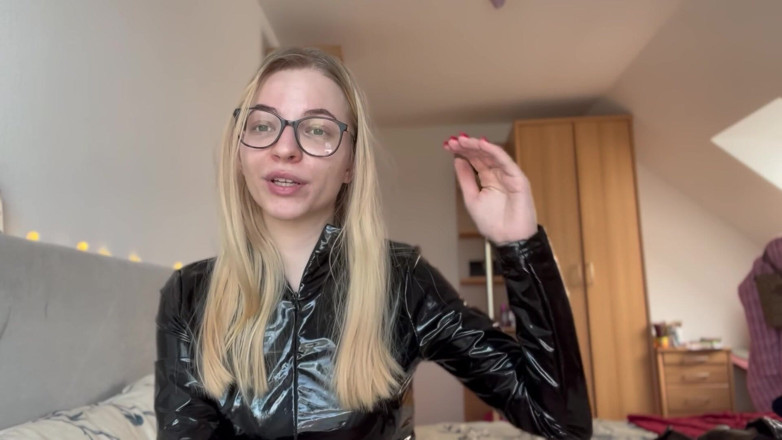 Goddess_Bella_Rae: Чому кожен чоловік повинен носити пристрій цнотливості