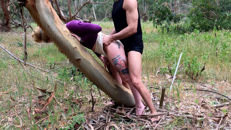 MaskCouple: Drumeții la munte și sex sălbatic în aer liber!