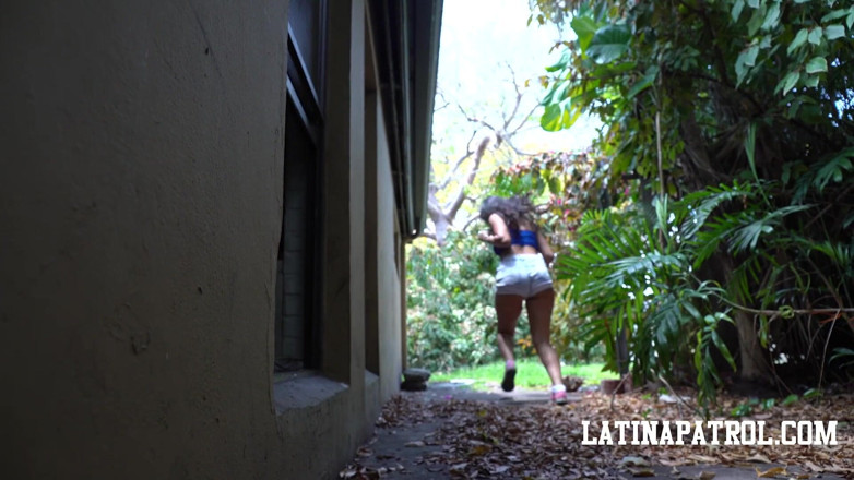Operation Escort: Sophia Leone - kami dapat pelari!
