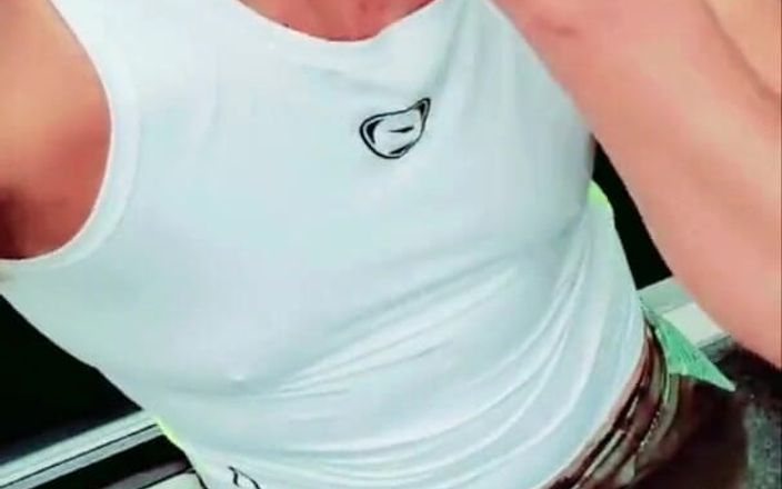 Slutboyben: Kutas nimfomanka