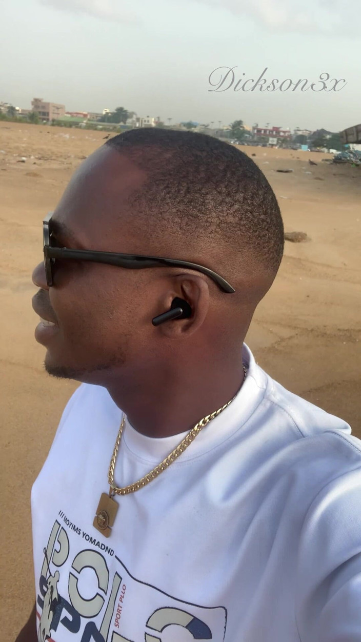 DICKSON3X: Still on Beach Having Good Time Alone