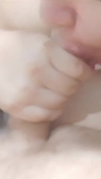 Tetangga BBW saya datang untuk mengisap saya untuk mendapatkan air mani di mulutnya