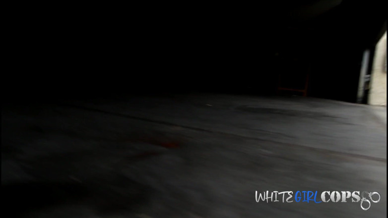 Shimmy Cash: Polisi sik - beyaz kız polisler bölüm 6 sezon 2 ft. Elana Bunnz...