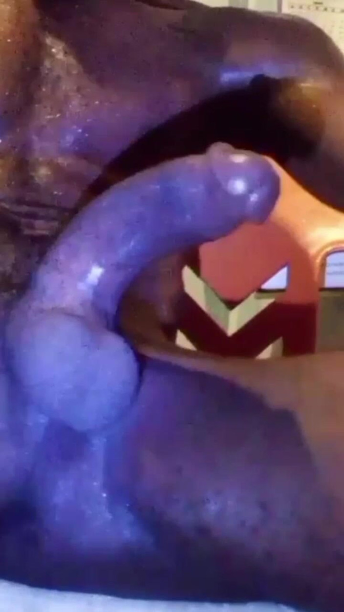 black_glim: Bbc_glim éjaculation et jeu de cul