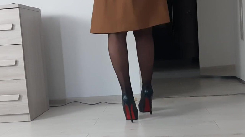Hot Wife Nikole: A Slender Brunette in Seamless Tights in High Heels Seduces.