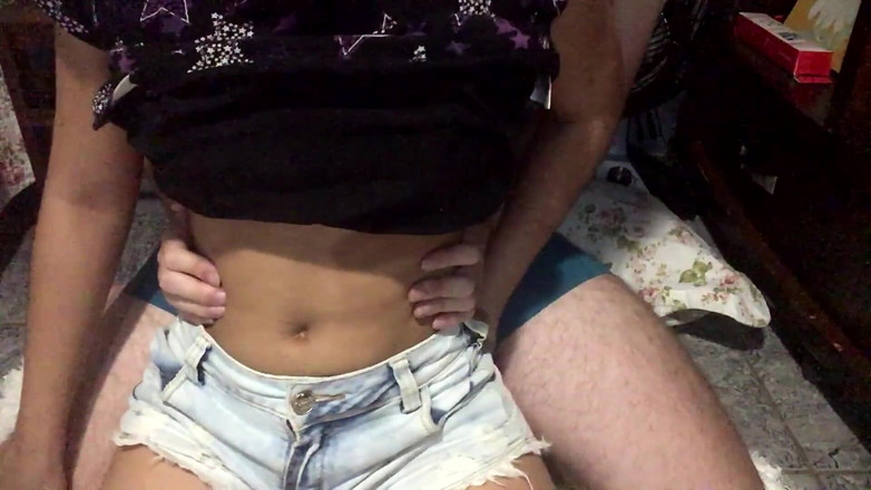 College-couple: Perfect ass, sweat shorts, hotdogging assjob cum in his pants