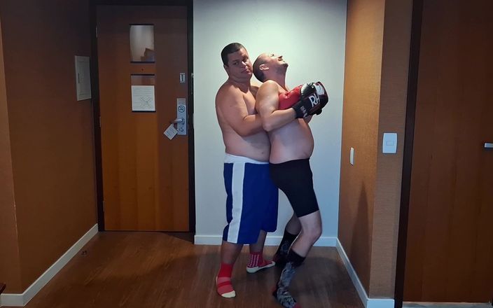 Combat and fetish: Gordo urso boxeador vs Jobber