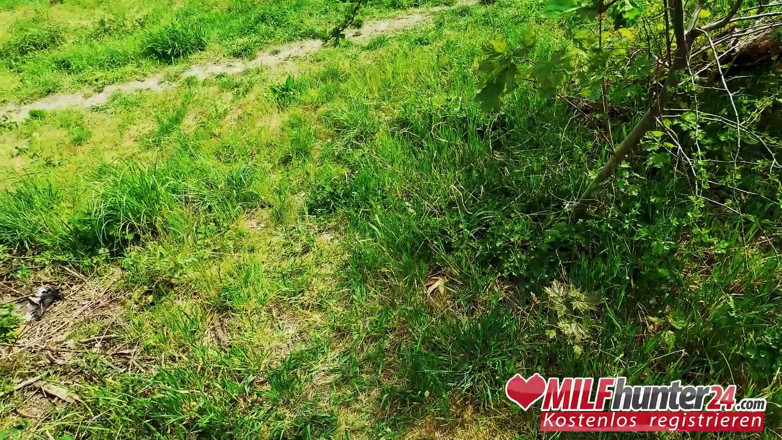 MILF Hunter 24: Orta yaşlı seksi kadın avcısı muhtaç büyük memeli orta yaşlı...