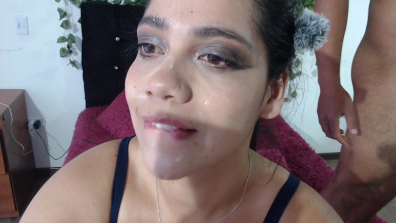 Sweetscarlett: Mein Nachbar bekommt eine Gesichtsbehandlung