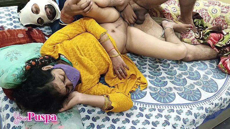 Your Puspa: देसी पंजाबी की उसके शरारती सौतेले बेटे के साथ चुदाई 