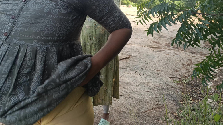 Laxi ammu: Venkovní lesbička