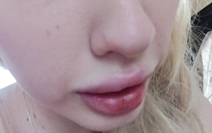 ElzaKom: Wajah si cewek super hot elza kom dientot habis-habisan sama...