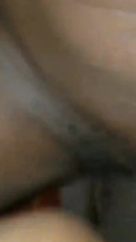 Mein ehemann hämmert meine muschi doggystyle und fingert mein arschloch