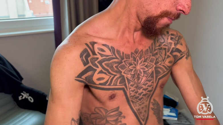 Tom Varela: Under His Control - Tom Varela and Toptattoobr