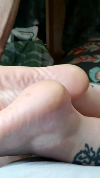 POV, piedsjob jusqu’à l’éjac