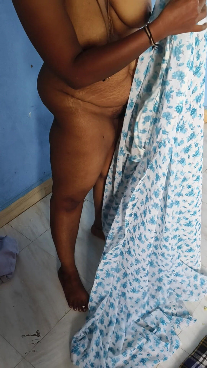 Tamil lesbian: Spettacolo di tette calde