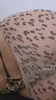 Iranian Femboy Nach Der Party/