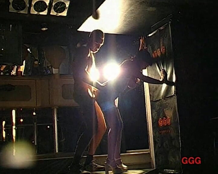 GGG John Thompson OLD STYLE: Ggg John Thompson - dívky sténá pro dobrou kompilaci hlubokého šukání gangbangu...