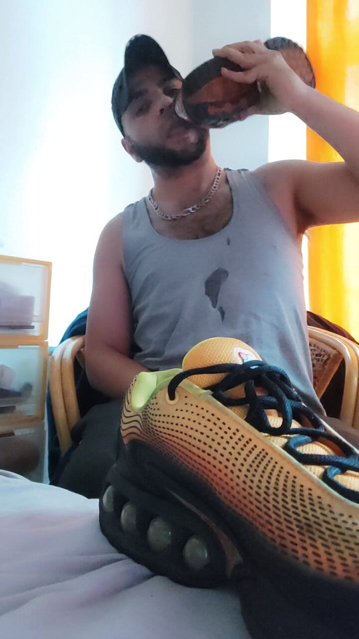 SmokedAlloy2: Mokré, páchnoucí ponožky, spodní prádlo. Ultra špinavá prasnice