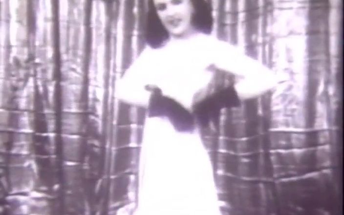 Vintage megastore: La regina esotica di strip