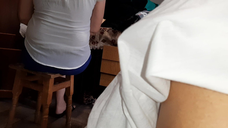 Lesbian-illusion: Podczas gdy nasza nauczycielka sprawdza pracę domową, moja przyjaciółka i...