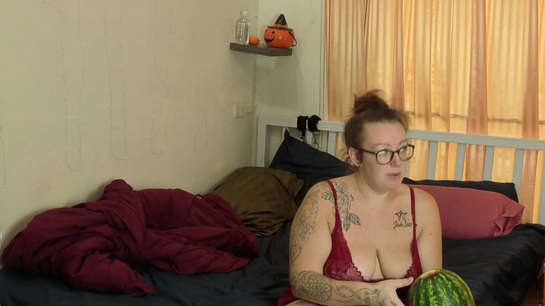 Jimbob Star Straight: 美食星期五 - Jade乱搞一个西瓜