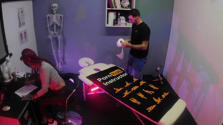 WinginglifeTL: Tantrische Yoni-massage met Thatbosslass