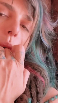 Me Tocando Bem Gostoso Com Um Toy E Fazendo Squirt
