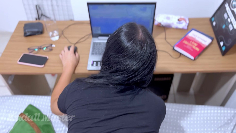 Kadall Master: Zavolal Jsem Jí, Abychom Si Hráli Lol, a Hodil Jsem...